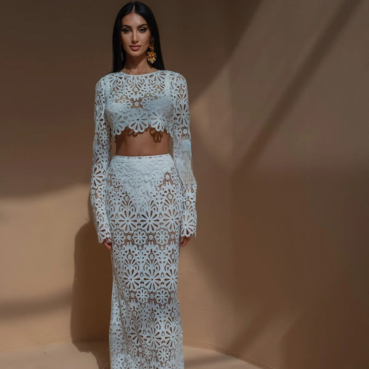 Ladies Slim Fit Hollow-out Lace Tops Skirt Two-piece Suit